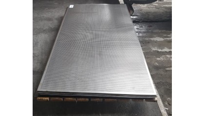 лист перфорированный нержавеющий 0,1 мм Qg 5-8 AISI 316Ti купить в Саратове