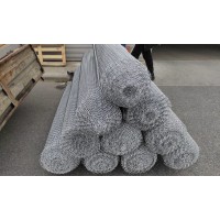 Сетка сварная оцинкованная 40x40x2,5 мм ВР-1 ГОСТ 23279-2012