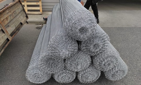 Сетка стальная из арматурной проволоки ВР-1 сварная 50x50x4 мм ГОСТ 23279-2012 фото