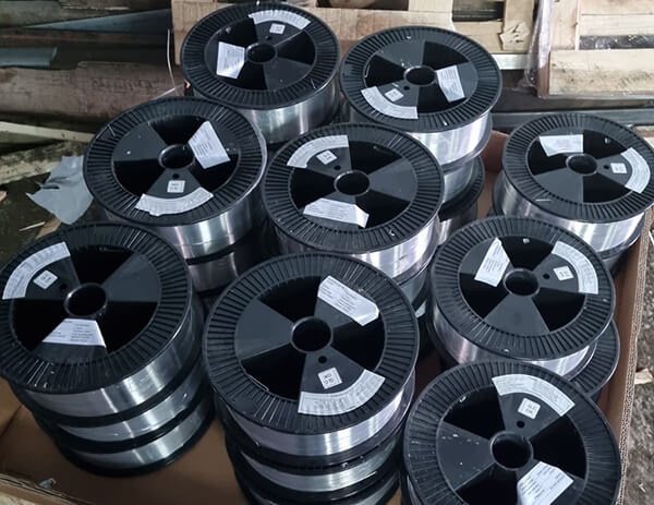 Проволока алюминиевая сварочная с флюсом 0,8 мм ER 4043 ГОСТ 7871-2019 фото