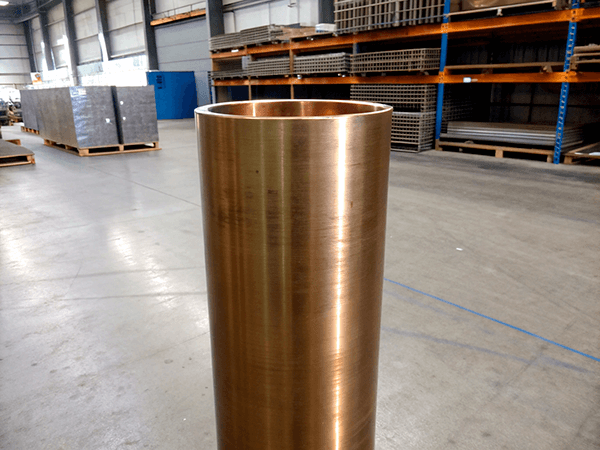 Труба бронзовая прессованная ГКР 220x30 мм БрАЖН10-4-4 ГОСТ 1208-2014 фото